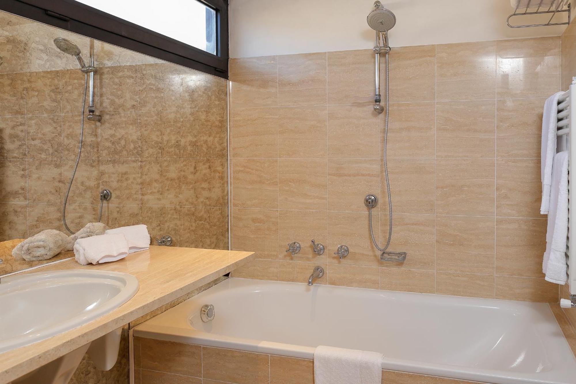 Greve Center Apartments เกรเว อิน เคียนตี ภายนอก รูปภาพ
